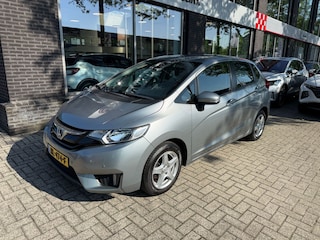 Honda Jazz 1.3 i-VTEC Trend | Navigatie | Parkeersensoren | Stoelverw.