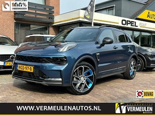 Lynk & Co 01 1.5 261PK Plug-in Hybrid Automaat + 20''/ Navi/ Clima/ Ad.Cruise/ Panorama/ Camera/ Full-LED/ Infinity/ NL auto