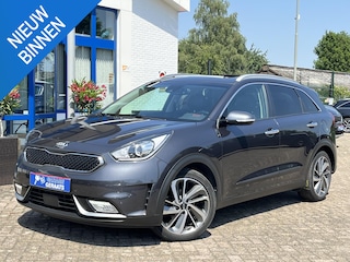 Kia Niro 1.6 GDi ExecutiveLine l Panoramadak, Stoelverwarming V+A, Stoelventilatie, Dodehoek, Camera, 18 Inch, Adaptieve Cruise, zeer luxe!