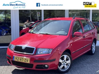 Skoda Fabia Combi 1.4-16V Elegance,Airco,Elek pakket,cpv,Lm-velgen,Mistlampen,Radio/cd!