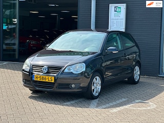 Volkswagen Polo 1.4-16V Comfortline/Airco/NETTE STAAT!!!