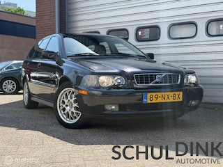 Volvo V40 2.0 T Europa 2e eigenaar! AUTOMAAT|TREKHAAK|AIRCO