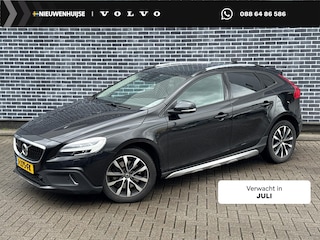 Volvo V40 1.5 T3 Polar+ Luxury | Trekhaak | Lederen Bekleding | Achteruitrijcamera | Parkeersensoren | Cruise Control Adaptief | BLIS | Navigatie | High Performance Audio | LED Koplampen | Elektrisch Verstelbare Stoel | Parkeerverwarming | Panoramadak