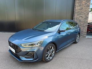 Ford Focus Wagon 1.0 Eco 155pk AUT. Hybrid ST Line X Adoptive LED, HUD, B&O, Navi, Winter etc. etc.