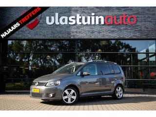 Volkswagen Touran 1.2 TSI Highline BlueMotion , Panoramadak, Cruise control, Achteruitrijcamera,