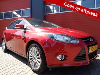 Ford Focus 1.6 TI-VCT First Edition 126PK Clima Cruise LMV Trekhaak NL-Auto Dealer-Onderhouden 2E-Eigenaar