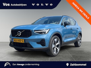 Volvo XC40 B4 Plus Dark | Harman Kardon | Elektrische stoelen met memory | Stoel & Stuurverwarming | Voorruitverwarming |