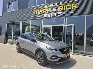 Opel Grandland X 1.2 Turbo Business Edition