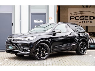 Volkswagen Tiguan 1.5 eHybrid R-Line Edition ACC | HEAD-UP | 360 CAMERA | SFEER | BLACK ON BLACK