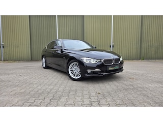 BMW 318i Corp L. Hi Ex