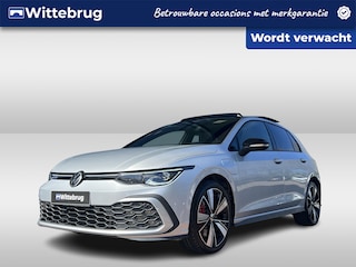 Volkswagen Golf 1.4 eHybrid GTE / Panorama dak / Black style / IQ-Led / Trekhaak / 18'' LMV