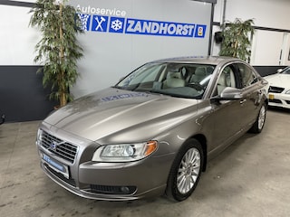 Volvo S80 2.5 T Momentum // Leer // Ecc // Cruise // Navi