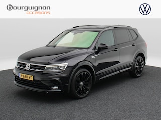 Volkswagen Tiguan 1.5 TSi 150 Pk Automaat R-Line | Trekhaak | Adaptive Cruise | Climatronic | Camera | CarPlay | 20 Inch | 126.191 Km !!