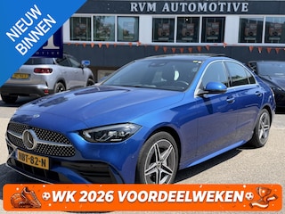 Mercedes-Benz C-klasse 300 e AMG Line Limited PHEV | VAN € 42.900,- VOOR € 39.877,- | UW WK-VOORDEEL: € 3.023,- | PANORAMADAK | DISTRONIC (ACC) | ACHTERUITRIJCAMERA | DODEHOEKASSISTENT | AMBIENT LIGHTING | MERCEDES-DEALER ONDERHOUDEN | RIJKLAAR MET 12 MAANDEN BOVAG GARANTIE |