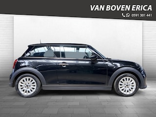 Mini Cooper 1.5 Essential Automaat Cruise Clima Navigatie Carplay