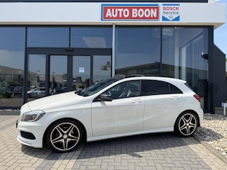 Mercedes-Benz A-klasse 180 122PK AMG NIGHT EDITION AUTOMAAT PANO/NAVI/ 18''AMG/BI-XENON/S&S/MEDIA/BTA . 2 EIG./NL AUTO/KM=NAP