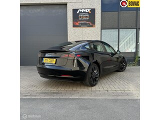 Tesla Model 3 Performance + MMX Pack + IAP