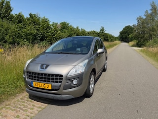 Peugeot 3008 1.6 VTI Premiere