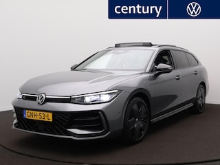 Volkswagen Passat Variant 1.5 eHybrid R-Line Business | Panodak | Zwenk-trekhaak | Camera | Harman Kardon | Elek. Stoelen |