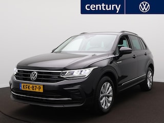 Volkswagen Tiguan 1.4 TSI eHybrid Life | Camera | Virtual | Clima | ACC | Dodehoek sensoren | Elek. Kofferbakklep |