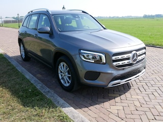Mercedes-Benz GLB 180 d AUT CLIMA LED ** 14499 NETTO *