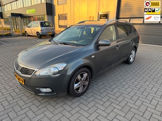 Kia Ceed Cee'd 1.4 CVVT X-ecutive