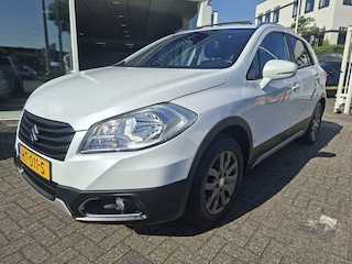 Suzuki S-Cross SX4 1.6 Exclusive navigatie / camera / trekhaak / opendak