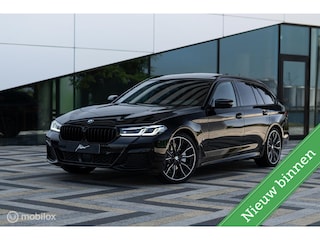 BMW 5-serie Touring 520i M Sport |Pano |ACC |Sfeer |Memory