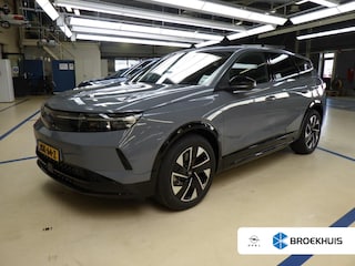 Opel Grandland Electric Business Edition 97 kWh LONG RANGE / Warmtepomp / Navigatie / 360 Camera / Alcantara / Stuur -en Stoelverwarmd / Panorama / Matrix LED / Parkeersensoren / Keyless