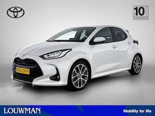 Toyota Yaris 1.5 Hybrid 130 Executive | BTW voertuig | Stoel+stuurverwarming | Dodehoek detectie | Parkeersensoren voor+achter | Apple CarPlay/Android Auto | Cruise Control Adaptive | Achteruitrijcamera |