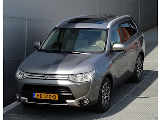 Mitsubishi Outlander PHEV 2.0 INSTYLE PLUS X-LINE 4WD | PLUG IN HYBRID | V2H | SOH % | FULL OPTIONS | ADPATIEF CRUISE | TREKHAAK 1500KG | ALL IN RIJKLAARPRIJS