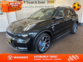 Lynk & Co 01 1.5 | Panoramadak | 360 Camera | Navigatie | Apple carplay | Memory seats | Sfeerverlichting | Adaptieve cruise control | Climate control | Infinity audio | Stoelverwarming | Lane assist | Dodehoeksdetectie