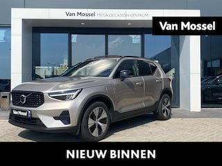 Volvo XC40 T4 Recharge Plus Dark | PANORAMADAK | HARMAN KARDON | CAMERA | STOEL-STUUR VERWARMING | MEMORY STOELEN |