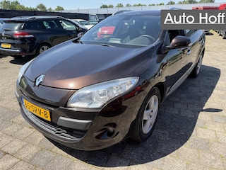 Renault Mégane Estate 1.4 TCe Dynamique | Navi | Autom. Airco | Cruise Control | Privacy Glass | HANDEL / EXPORT!