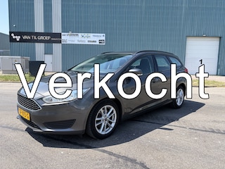 Ford Focus Wagon 1.0i Eco-Boost Trend Edition 101 PK. Zeer goed onderhouden auto !!! Rijdt ook helemaal nieuw !! Distributieriem en waterpomp recent vervangen !