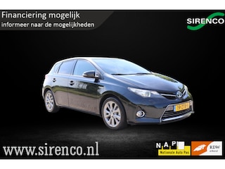 Toyota Auris 1.8 Hybrid | deels leder | stoelverwarming | climate & cruise control | regen- en lichtsensor | trekhaak |