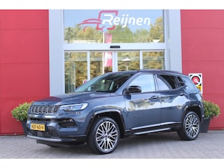 Jeep Compass 4xe 240PK Plug-in Hybrid ELECTRIC SUMMIT | LEDEREN BEKLEDING | STOEL VENTILATIE | STOEL/STUUR VERWARMING | VOORSTOELEN ELEKTRISCH VERSTELBAAR MET GEHEUGEN FUNCTIE OP DE BESTUURDERSSTOEL | ELEKTRISCH BEDIENBARE ACHTERKLEP | NAVIGATIE | DRAADLOZE APPLE CARPLAY/ANDROID AUTO | DRAADLOZE TELEFOONLADER | DAB+ RADIO | ACHTERUITRIJ CAMERA |  19" LICHTMETALEN VELGEN | FULL LED KOPLAMPEN | PARKEERSENSOREN VOOR + ACHTER | KEYLESS ENTRY/START |