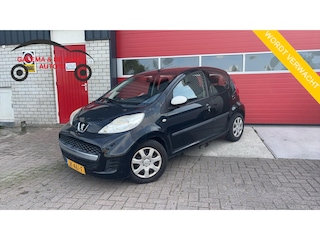 Peugeot 107 1.0-12V Urban Move APK 04-2027 / AIRCO / ELEK RAMEN