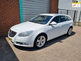 Opel Insignia Sports Tourer 1.4 Turbo EcoFLEX Navi! Bj:2011 NAP!