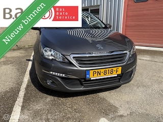 Peugeot 308 SW 1.2 PureTech Blue Lease Executive