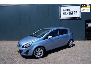 Opel Corsa 1.4-16V BlitZ nav,airco,goed onderhouden.