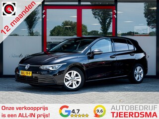Volkswagen Golf 1.5 TSI Life | Navigatie | Stoelverwarming | IQ Light | Stuurwiel Verwarmd | Achteruitrijcamera | 3 Zone - Climate Control | Stoelverwarming | AppleCarplay | AndroidAuto | Lichtmetalen Velgen | LED Koplampen | Parelmoer Lak |