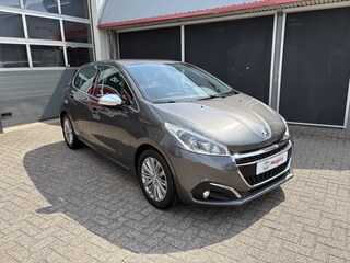 Peugeot 208 1.2 PureTech Blue Lease Allure