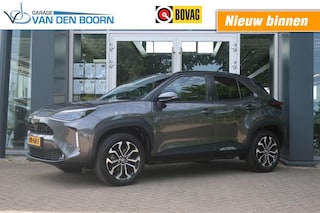 Toyota Yaris 1.5 HEV, Trekhaak, Stoel- en Stuurverwarming, Keyless voll, LED etc.