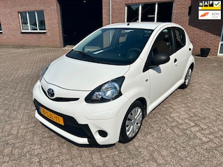 Toyota Aygo 1.0 VVT-i Now//65.000 NAP//dealer onderhouden