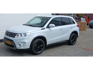 Suzuki Vitara 1.6 vvt exclusive clima 18 inch velgen trekhaak nl auto