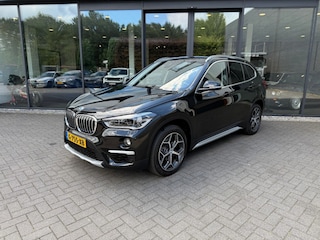 BMW X1 sDrive20i 192pk High Exe,HUD,Keyless,LED,NaviPro,Camera,Stoelverw,Dealer OH