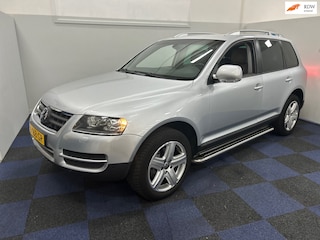 Volkswagen Touareg 3.0 V6 TDI Highline / SUPER NETJES / RIJDT SCHAKELT TOP / DEALER ONDERHOUDEN