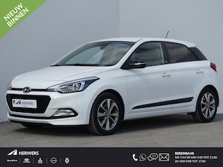 Hyundai i20 1.0 T-GDI Essence / Trehkaak / Navigatie / Apple & Android Auto / Cruise Control / Camera /