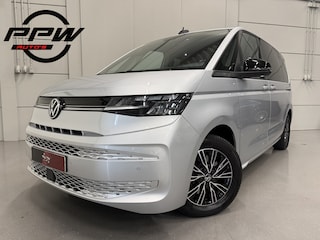 Volkswagen Multivan 1.4 eHybrid Life 7p. REFLEXSILBER/TREKHAAK/ELECTR.SCHUIFDEUREN/ACC/CAMERA/17"/CARPLAY/STOEL+STUURVERW/ELECTR.A.KLEP/PRIVACY/VOLLEDIG VW DEALER HISTORIE